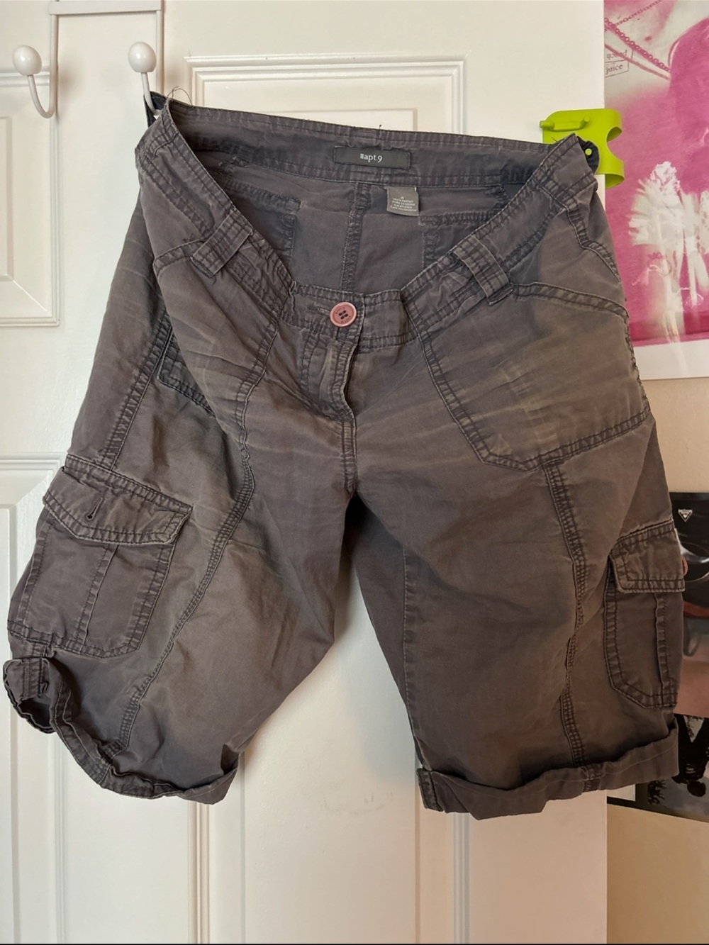 Apt. 9 Women's Gray Cargo Shorts with Rolled Hem